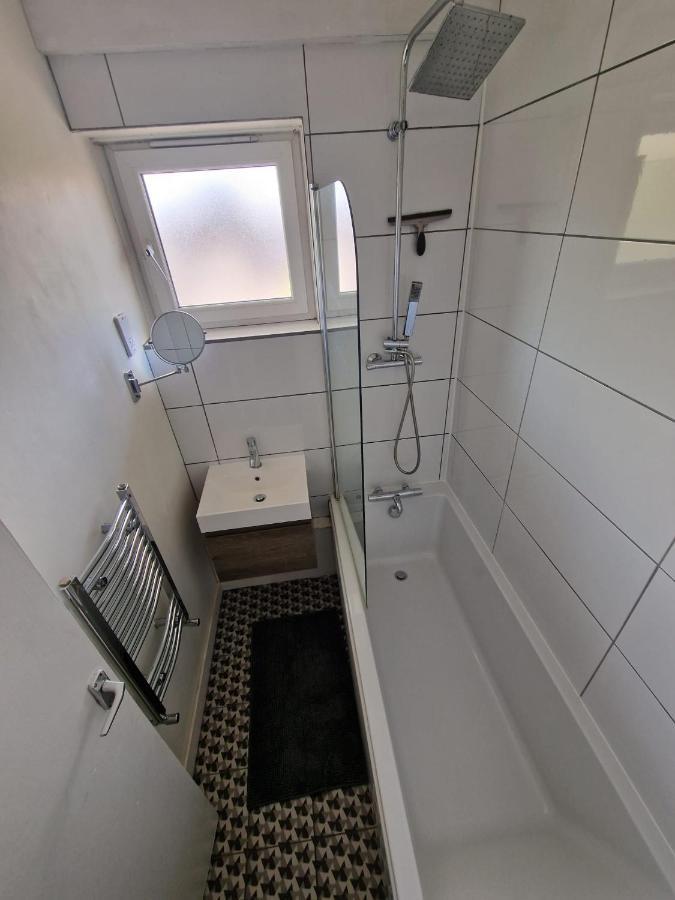 Cozy Room - Only Room London Exterior photo